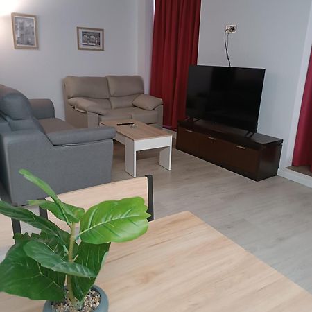 Apartamentos Turisticos Avila Puerta Del Puente 1-3 Екстер'єр фото